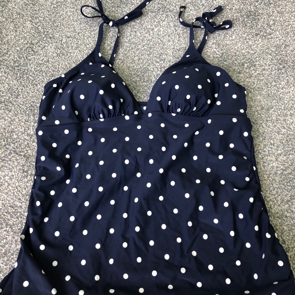 Never worn tankini top!